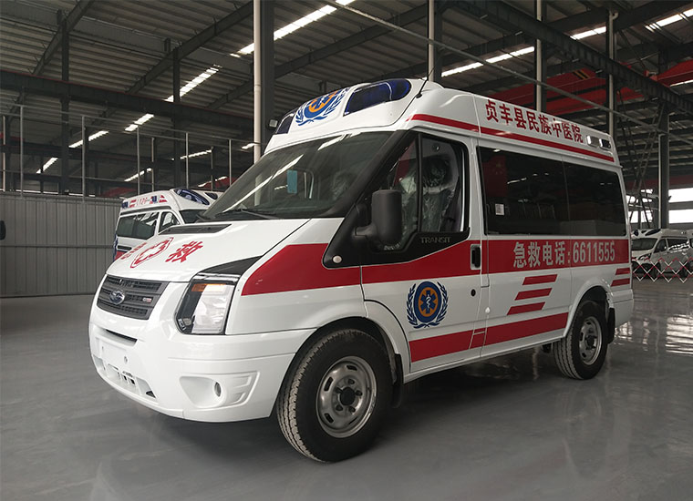 福特新世代V348救護(hù)車(短軸中頂)